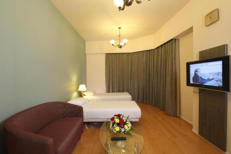 Florida City Hotel Apartments Дубай Екстер'єр фото